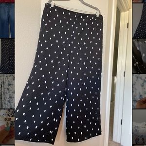 Polka dot wide leg cropped pants